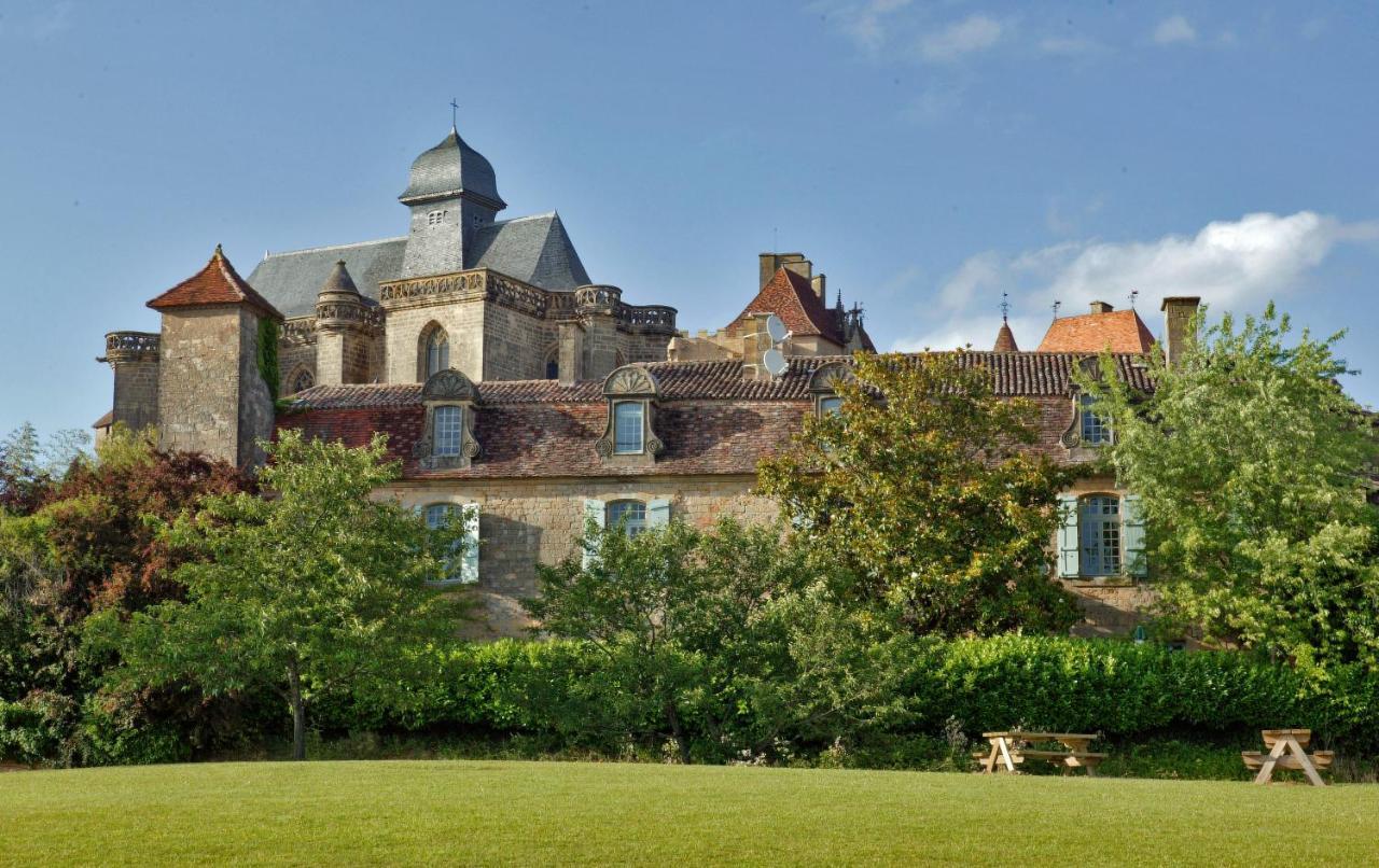 Le Prieure Du Chateau De Biron Biron  Exterior foto