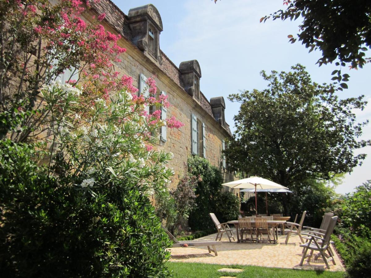 Le Prieure Du Chateau De Biron Biron  Exterior foto